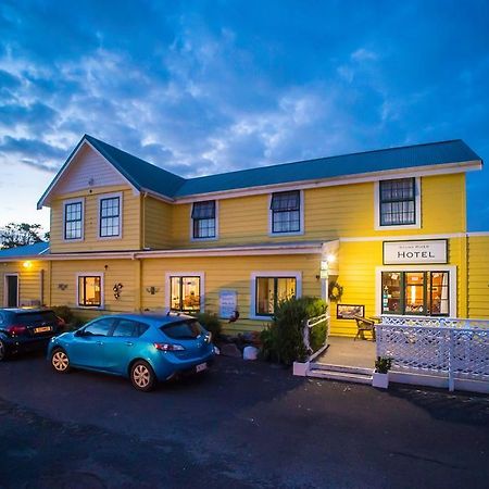 Stony River Hotel Okato Exterior photo